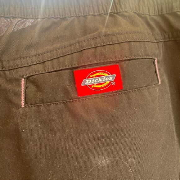 Dickies cargo pants Pink stitching on belt loops - Picture 8 of 10